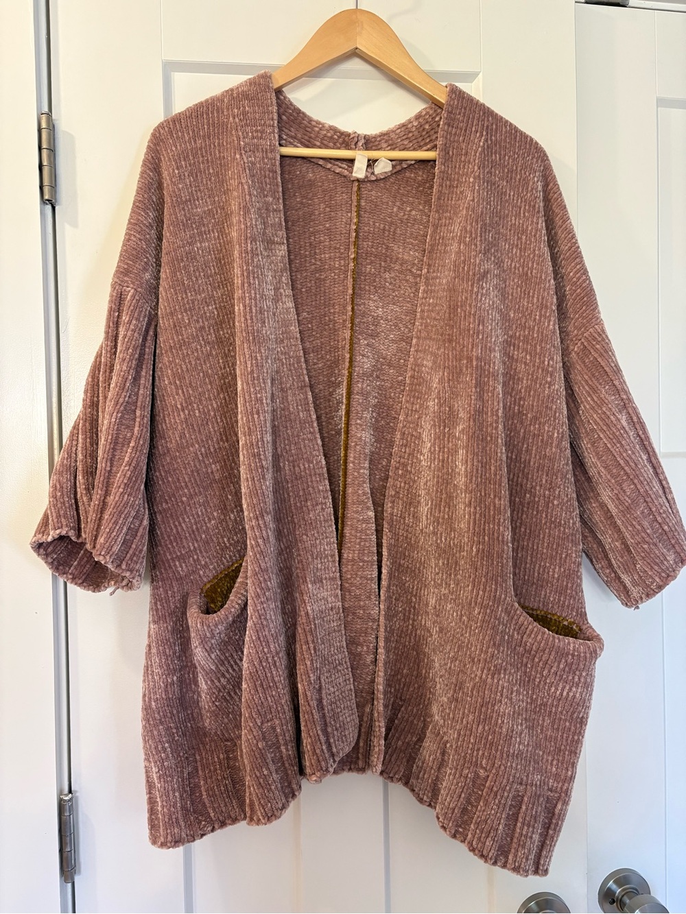 Anthropologie Moth Open-Front Chenille Cardigan in Mauve